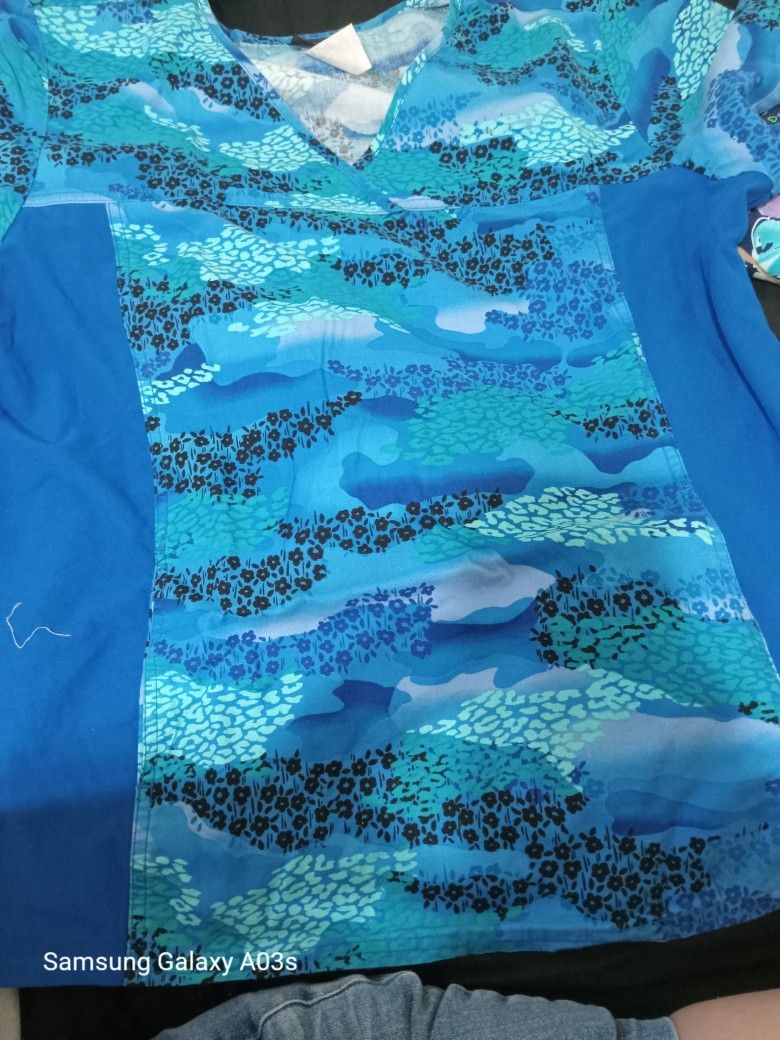 LG Scrub Shirt Cherokee
