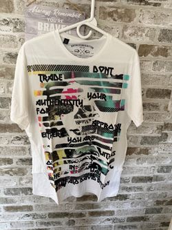 Buffalo Davis button  men’s large