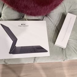 iPad 11 Inch Magic Keyboard And Apple Pencil 2