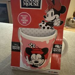 Disney Minnie Mouse Pink Daisy Mug w/ Hot Cocoa Mix