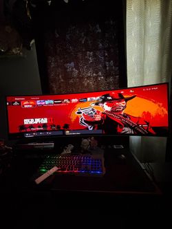 Samsung 49’ Odyssey OLED G9 Gaming Monitor