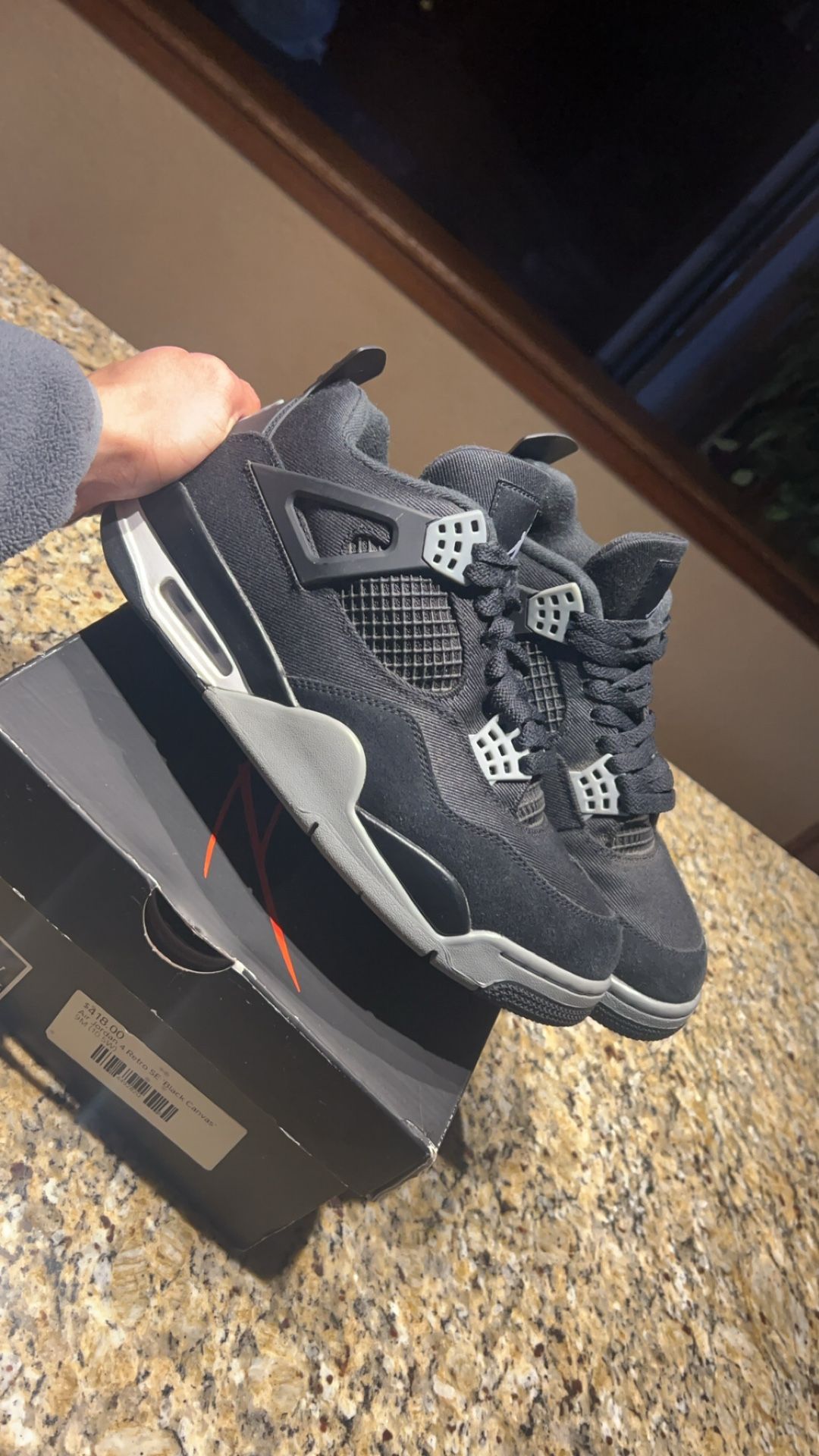 Air Jordan 4 Retro SE 'Black Canvas' Size 9