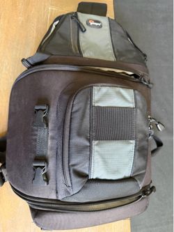 Lowepro DSLR Camera Sling Backpack – Excellent Condition
