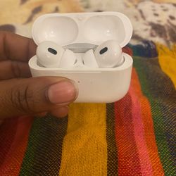 Airpod Pro 2's