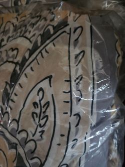 Queen Comforter