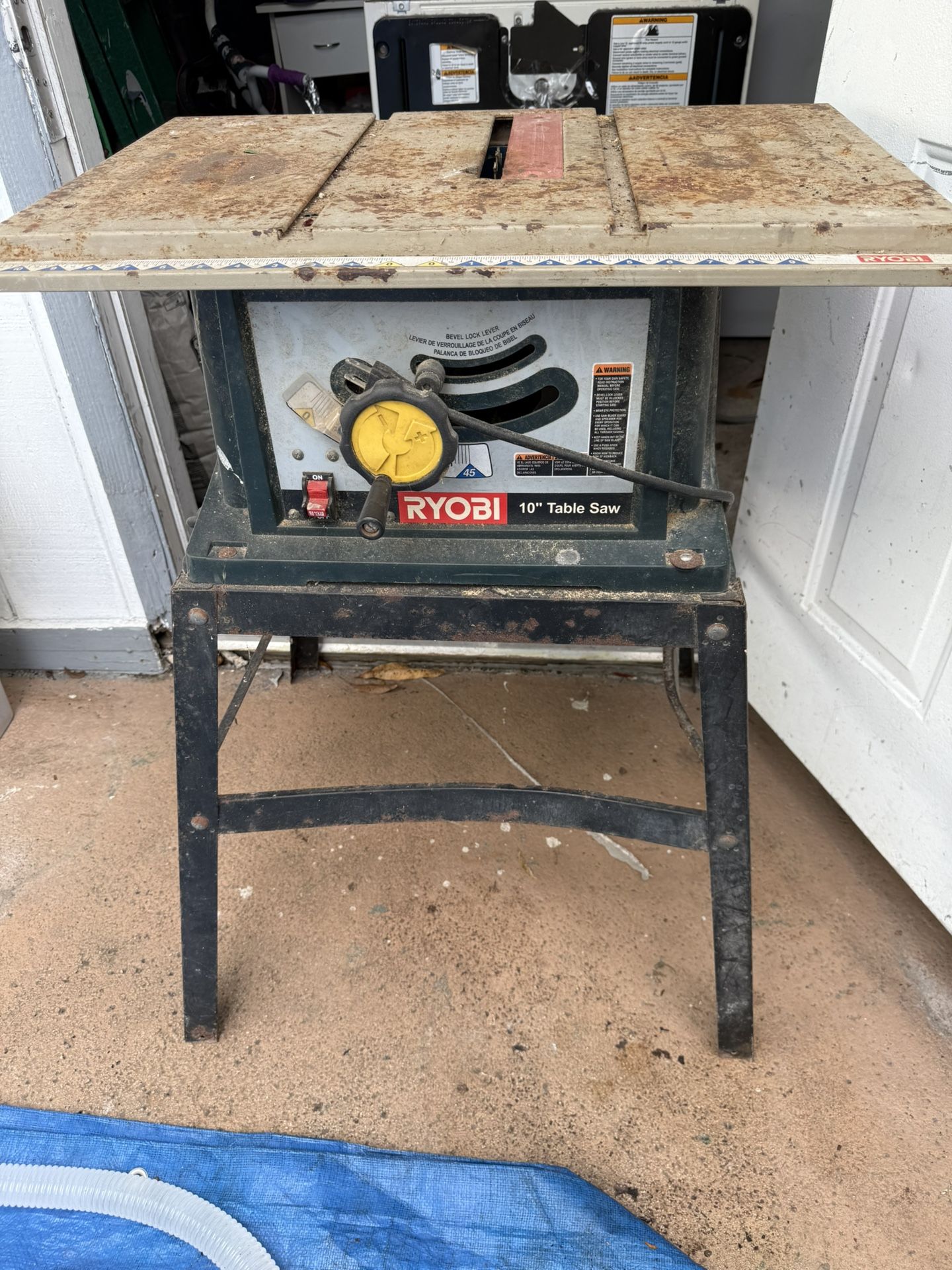 Ryobi Table Saw. Works Great 