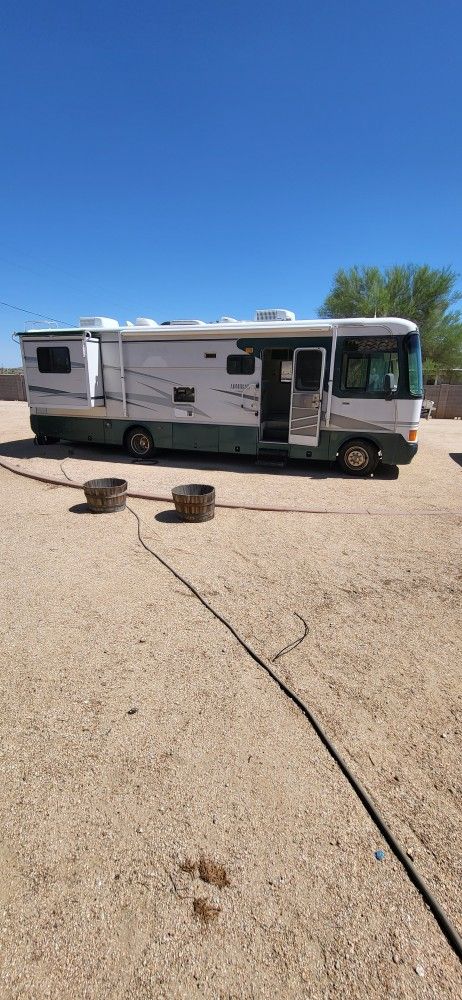 2001 Holiday Rambler Motorhome With 2 Slide Outs