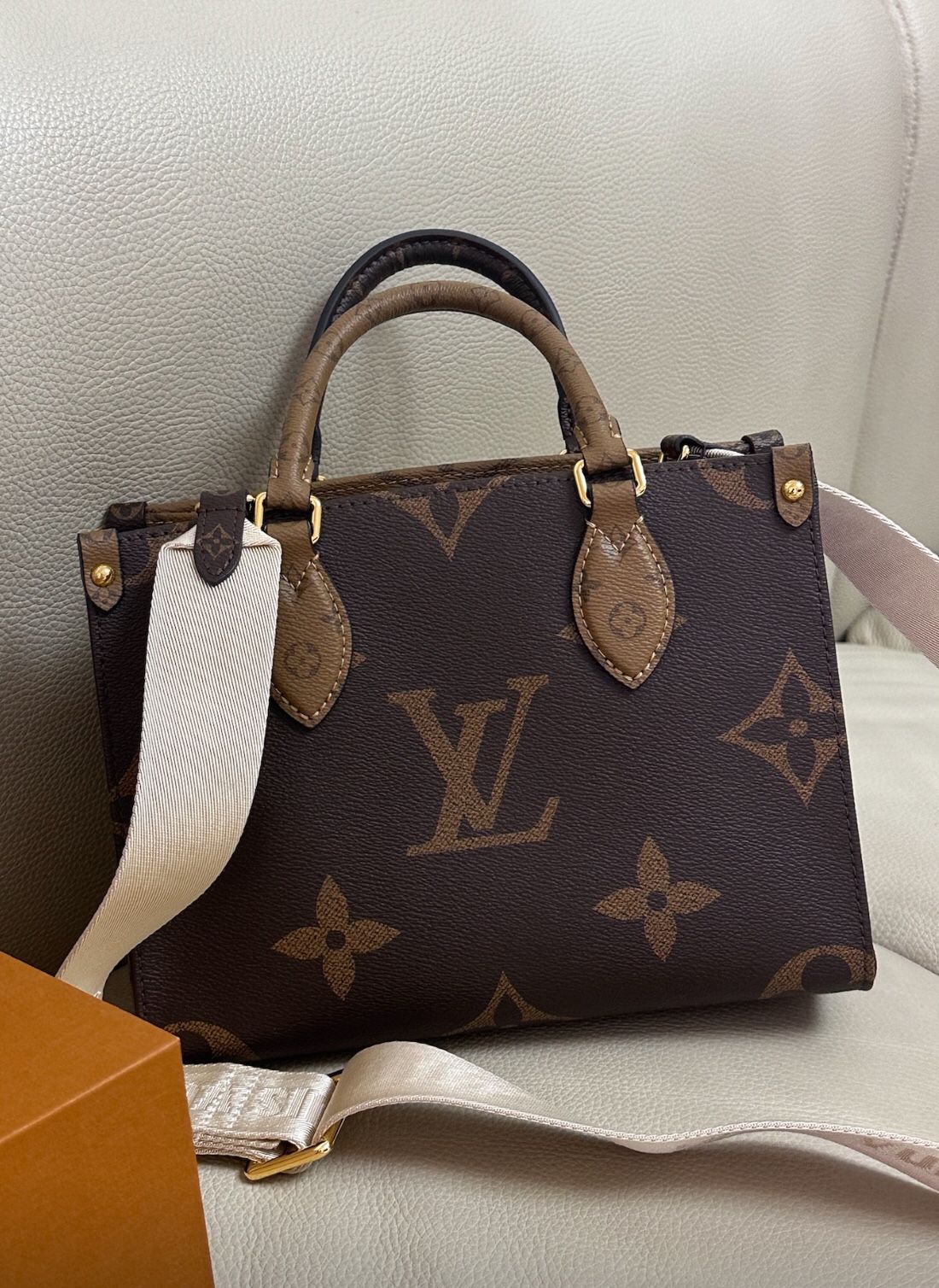 LOUIS VUITTON ONTHEGO Canvas Coating Jungle Bag Tote Bag Tote Bag Shopping Bag Handbag Shoulder Bag(p244)47