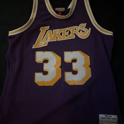 Kareem Abdul Jabbar Jersey 
