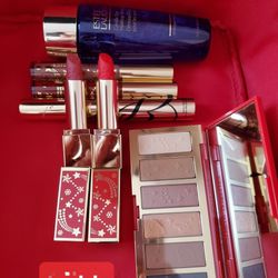 Estee Lauder 7 Makeup Pieces