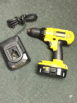 DEWALT 18v Cordless Drill with Battery and Charger