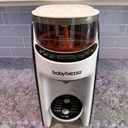 Baby Brezza Formula Pro
