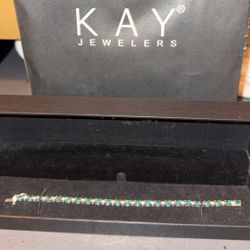 Emerald and Diamond bracelet 