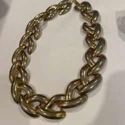GOLDTONE THICK LINKED COSTUME NECKLACE 