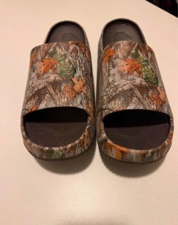Nike Calm Slides, RealTree Camo