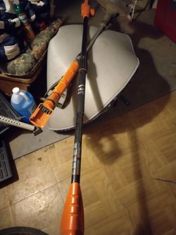 BLACK & DECKER WEED EATER/ POLE SAW+ 4 BATTERIES