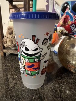 Characters Cups