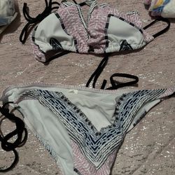Geometric Pattern Tie Side Triangle 2 Piece Set Bikini, Halter Tie Back Neck Spaghetti Straps Sexy Swimsuit, Women's Swimwear & Clothing