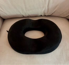 Donut cushion