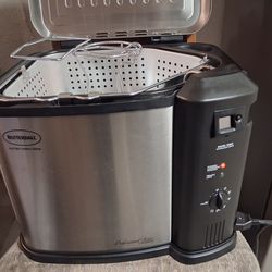 Tornado CVD 30, Upright Vacuum, 12", Single Motor, HEPA, With Tools, 4 Year Warranty, 91430