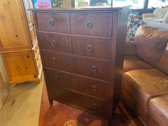 Transitional Solid Wood 5-Drawer Tallboy Dresser