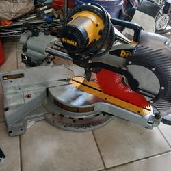 Dewalt 12 Miter Saw !!!