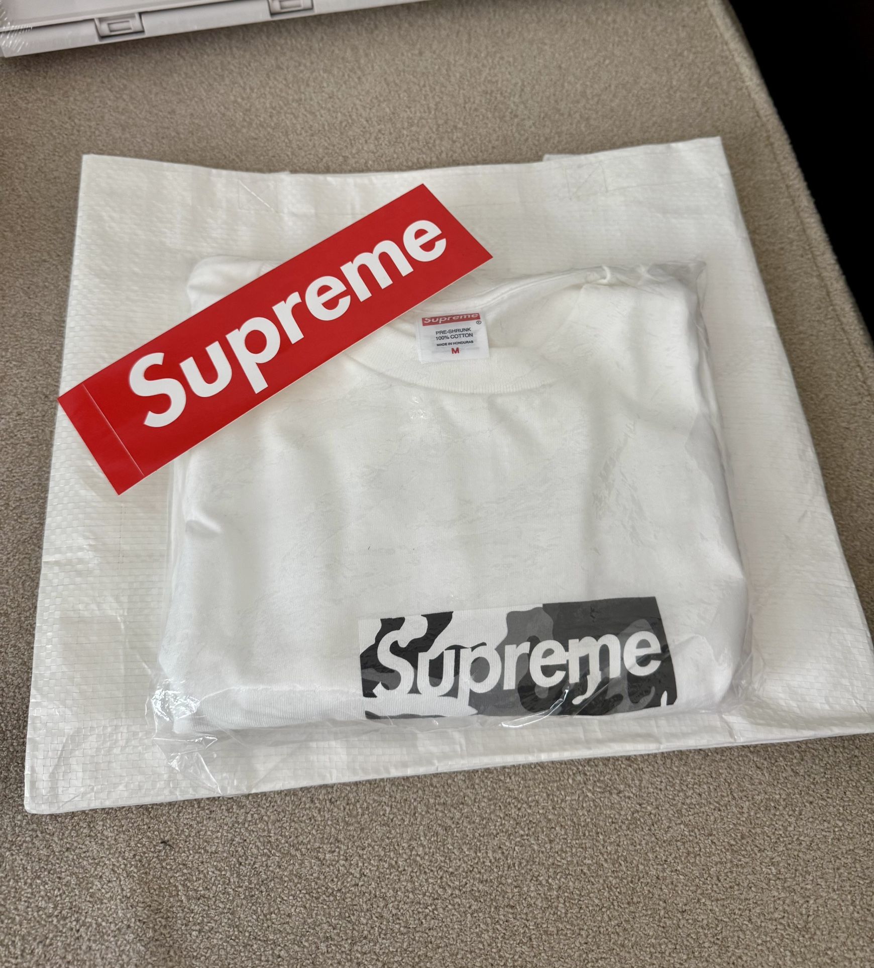 Supreme Camo Box Logo Miami T-shirt Size M