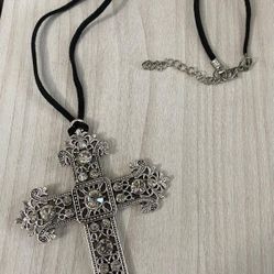 Cordón Dije Crucifijo Piedras Stainlend 