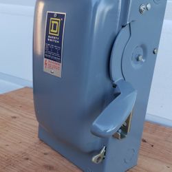 Square D 361 Three Phase Safety Switch 