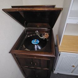 Antique Columbia Grafonola Turn Table