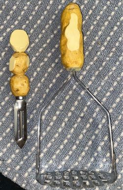 Vintage Lillian Vernon Potato masher and peeler RARE (READ DESC)