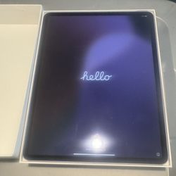 🎄 LAST-MINUTE CHRISTMAS GIFT! iPad Air 13” (M3) Bundle – Like New – $780 OBO