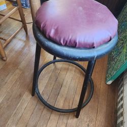 VINTAGE REAL STEEL / METAL SHOP STOOL EXCELLENT CONDITION