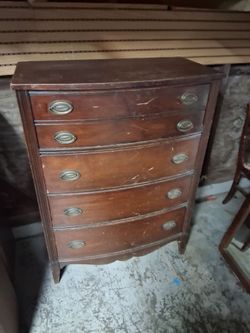 Vintage dresser