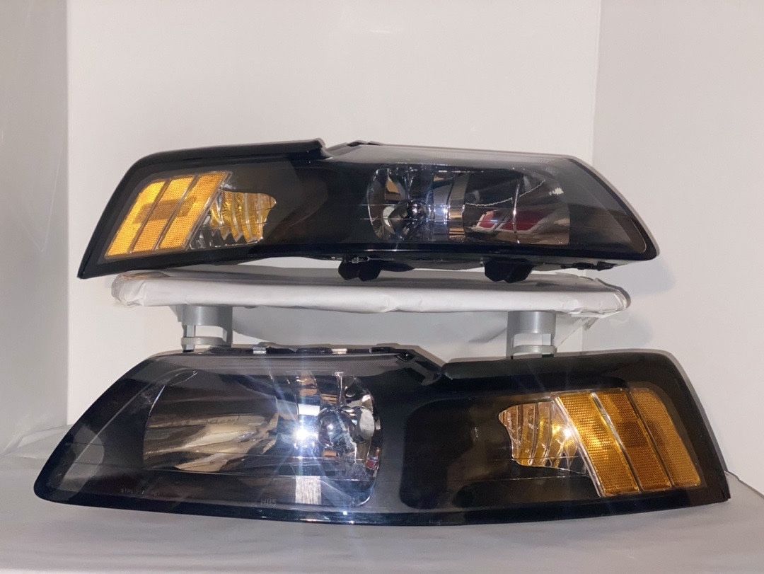 1999 to 2004 Ford Mustang Headlights Luces Micas Calaveras Faros