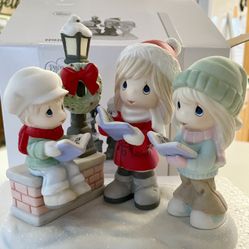 Precious Moments Here We Come A-Caroling Limited Edition Figurine 221029