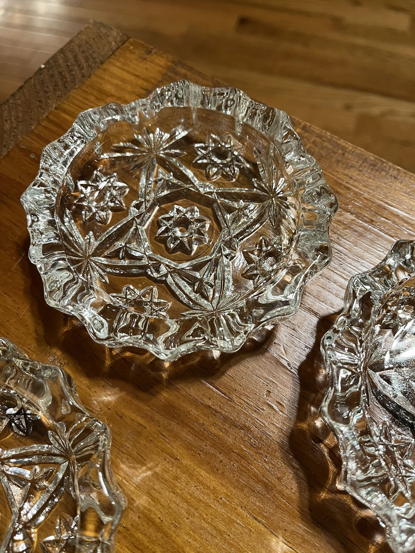 Set Of Four Vintage Anchor Hocking EAPC Star Of David Clear Glass Ashtrays