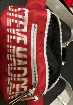 Steve Madden fanny pack
