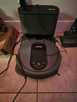 Shark AI Ultra Robot Vacuum