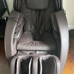 iRest SL Track Massage Chair 