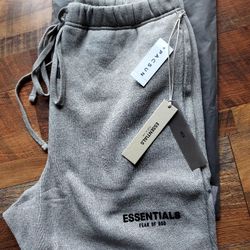 Dark Oat Essential Shorts