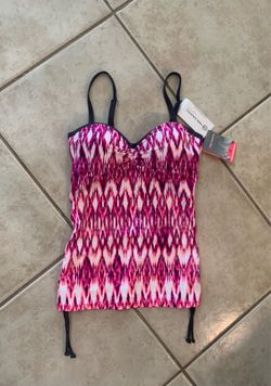 New Women’s Tankini Swimsuit Top-size small