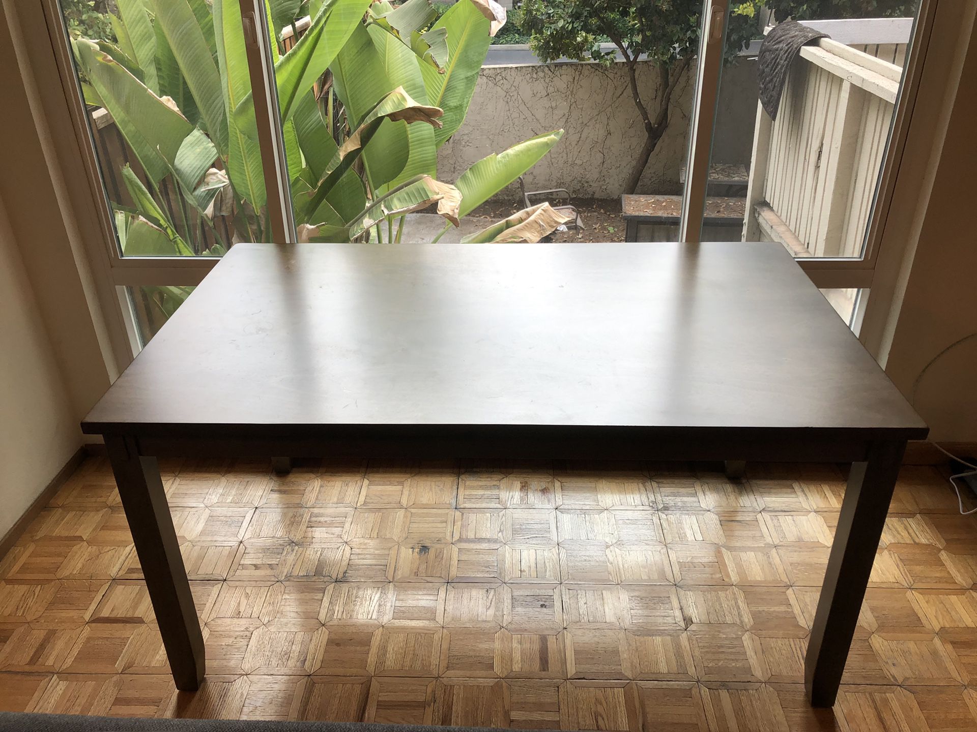 6-seat kitchen table - brand new!