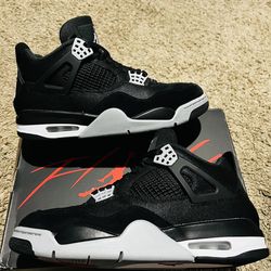 Jordan 4 Retro Men’s Size 9