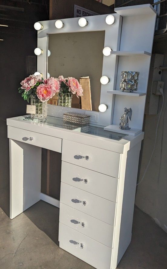 Beautiful new Vanity 