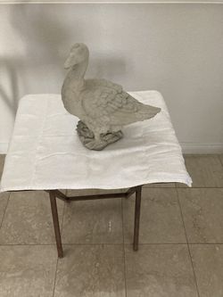 Heavy lawn Goose figurine