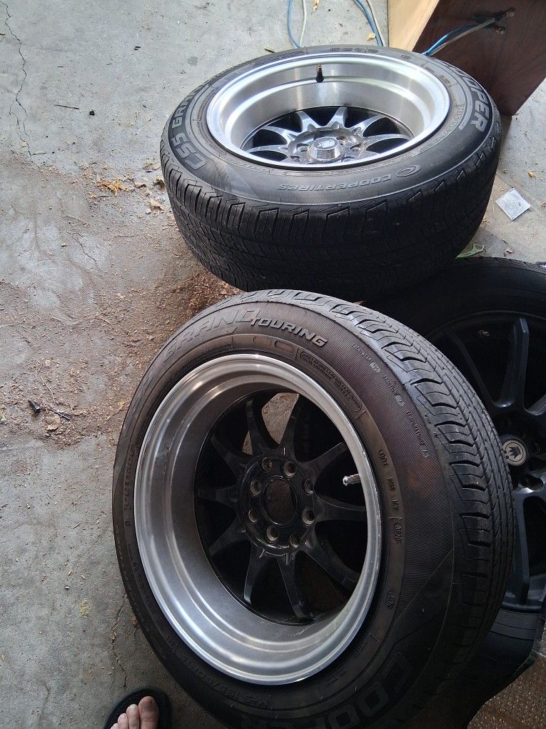 4 Lug