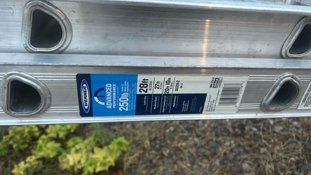 Werner aluminum ladder 28’