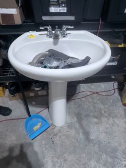Bathroom sink
