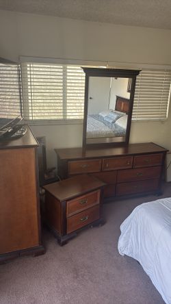 Full Bedroom Set-Oriental Design (4 piece)
